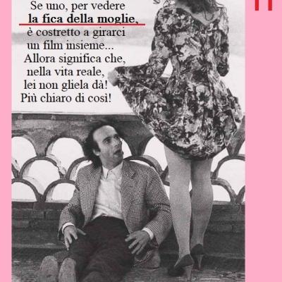 Se Uno Per Vedere La Fica Della Moglie 